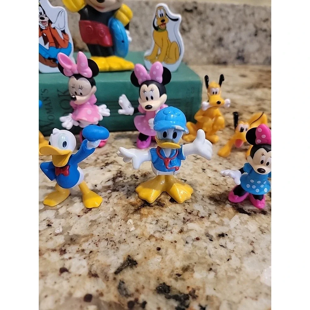 Mickey Mouse and Friends Toys Set Figures Lot Cake Topper Figurines Lot Of 17